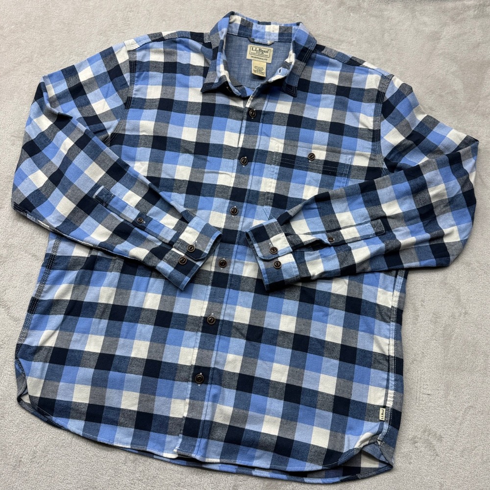 L.L. Bean Button Down Shirt Mens Medium Blue Plaid Buffalo Check Traditional Fit